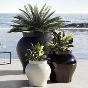 Commercial Pots